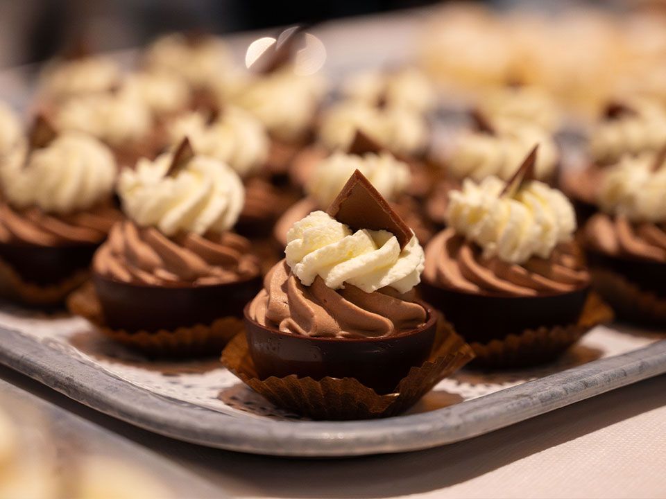 x catering in der umwelt arena dessert
